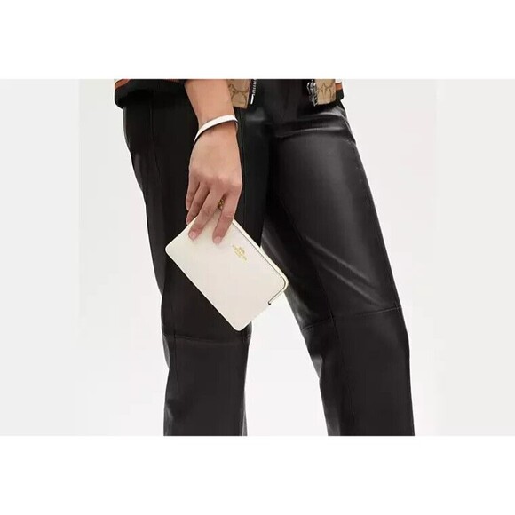 COACH Corner Zip Wristlet Pebbled Leather Gold and Chalk w/TAGS $88 - Picture 2 of 13